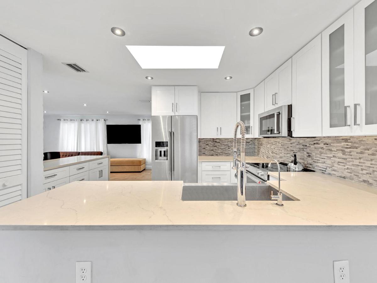 Supervilla - 3Br/2Ba - Pool - Walk To Beach ฮอลลีวูด ภายนอก รูปภาพ